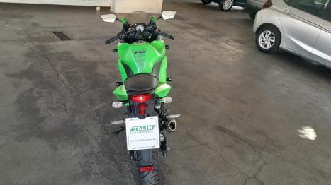 KAWASAKI Ninja 250 R, Foto 5
