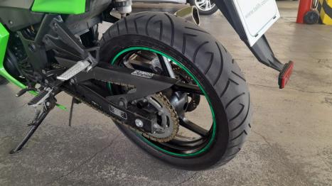 KAWASAKI Ninja 250 R, Foto 9
