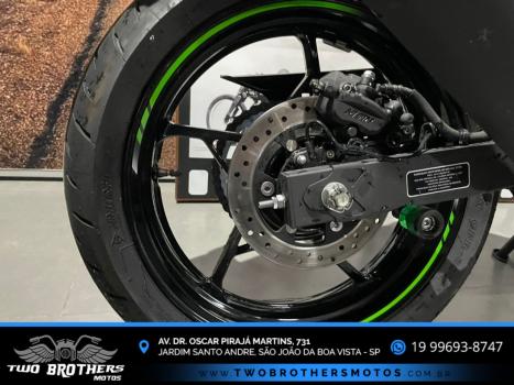 KAWASAKI Ninja 500 , Foto 2