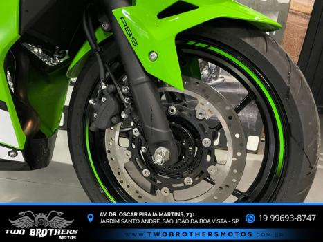 KAWASAKI Ninja 500 , Foto 4