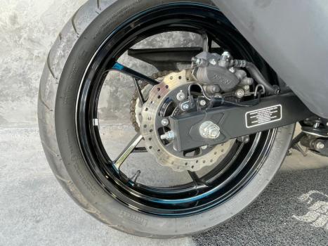 KAWASAKI Z 400 ABS, Foto 2