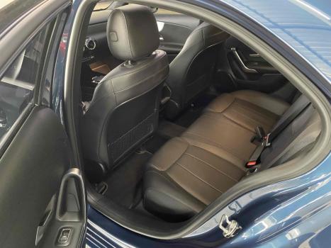 MERCEDES-BENZ A 200 Sedan , Foto 10