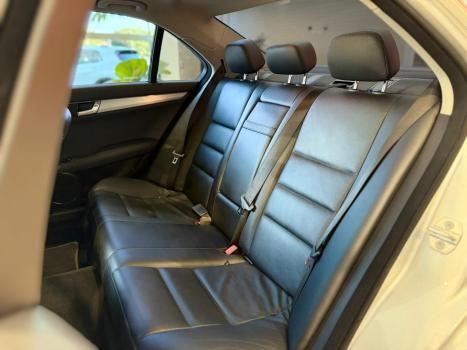 MERCEDES-BENZ C 200 Touring 1.8 16V 4P CGI AVANTGARDE AUTOM�TICO, Foto 18