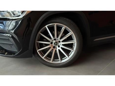 MERCEDES-BENZ GLA 200 , Foto 9