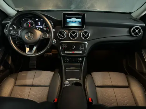 MERCEDES-BENZ GLA 200 1.6 16V 4P FLEX CGI STYLE TURBO AUTOMTICO, Foto 9