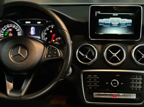 MERCEDES-BENZ GLA 200 1.6 16V 4P FLEX CGI STYLE TURBO AUTOMTICO, Foto 10