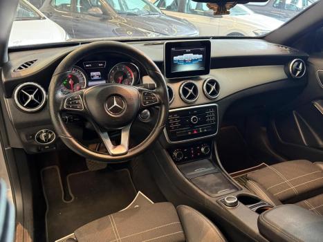 MERCEDES-BENZ GLA 200 1.6 16V 4P CGI ADVANCE TURBO AUTOM�TICO, Foto 10