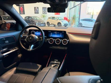 MERCEDES-BENZ GLA 200 1.3 16V 4P CGI PROGRESSIVE TURBO 7G-TRONIC DCT AUTOM�TICO, Foto 16