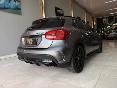 MERCEDES-BENZ GLA 45 AMG 2.0 16V 4P TURBO AUTOM�TICO, Foto 3