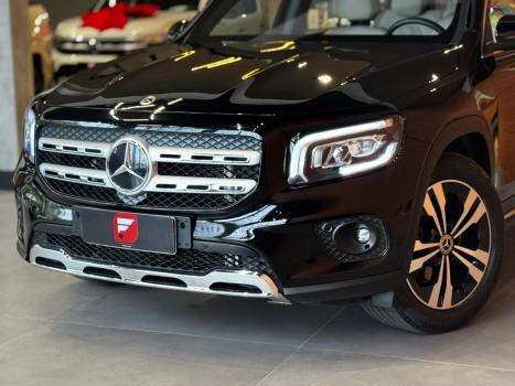 MERCEDES-BENZ GLB 200 , Foto 3