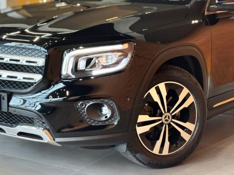 MERCEDES-BENZ GLB 200 , Foto 8