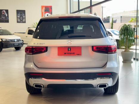 MERCEDES-BENZ GLB 200 1.3 16V 4P CGI PROGRESSIVE TURBO 7G-TRONIC DCT AUTOM�TICO, Foto 8