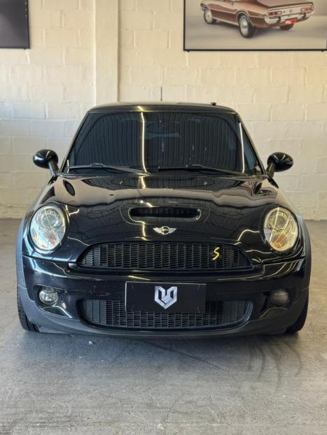 MINI Cooper 1.6 16V S TURBO AUTOM�TICO, Foto 13
