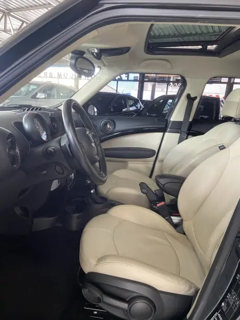 MINI Countryman 1.6 16V 4P ALL4 184 CV TURBO 4X4 AUTOMÁTICO, Foto 8 MINI Countryman 1.6 16V 4P ALL4 184 CV TURBO 4X4 AUTOMÁTICO, Foto 8