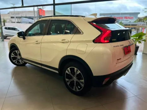 MITSUBISHI Eclipse Cross 1.5 16V 4P MIVEC HPE-S AWD TURBO AUTOM�TICO CVT, Foto 5