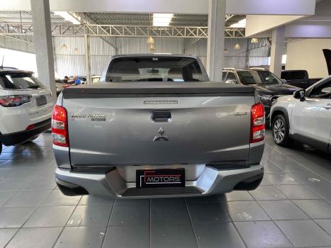 MITSUBISHI L 200 Triton , Foto 5