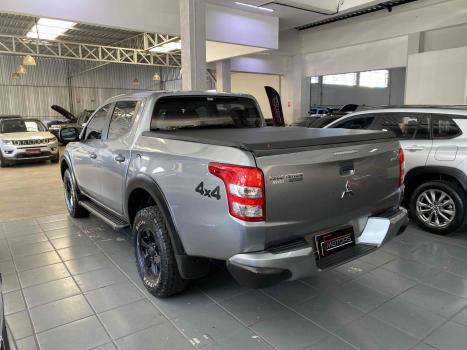 MITSUBISHI L 200 Triton , Foto 6