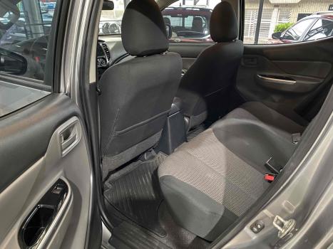 MITSUBISHI L 200 Triton , Foto 10