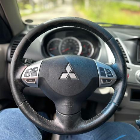 MITSUBISHI L 200 Triton 3.2 16V HPE 4X4 CABINE DUPLA TURBO DIESEL INTERCOOLER AUTOM�TICO, Foto 14