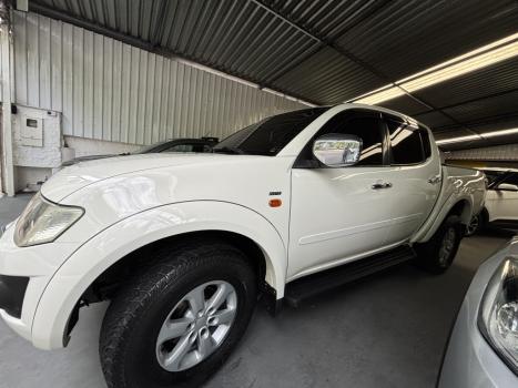 MITSUBISHI L 200 Triton 3.2 16V HPE 4X4 CABINE DUPLA TURBO DIESEL INTERCOOLER AUTOM�TICO, Foto 7
