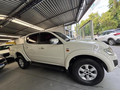 MITSUBISHI L 200 Triton 3.2 16V HPE 4X4 CABINE DUPLA TURBO DIESEL INTERCOOLER AUTOM�TICO, Foto 8