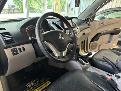 MITSUBISHI L 200 Triton 3.2 16V HPE 4X4 CABINE DUPLA TURBO DIESEL INTERCOOLER AUTOM�TICO, Foto 18