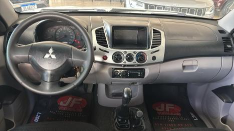 MITSUBISHI L 200 Triton 3.2 16V GL 4X4 CABINE DUPLA TURBO DIESEL INTERCOOLER, Foto 8