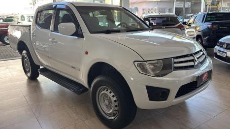 MITSUBISHI L 200 Triton 3.2 16V GL 4X4 CABINE DUPLA TURBO DIESEL INTERCOOLER, Foto 2