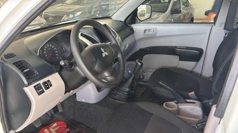 MITSUBISHI L 200 Triton 3.2 16V GL 4X4 CABINE DUPLA TURBO DIESEL INTERCOOLER, Foto 7