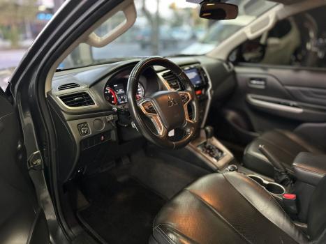 MITSUBISHI L 200 Triton 2.4 16V SPORT HPE 4X4 CABINE DUPLA TURBO DIESEL AUTOM�TICO, Foto 10