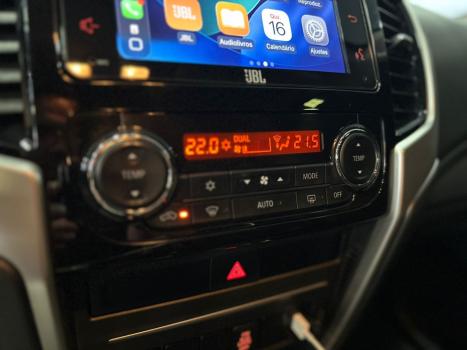 MITSUBISHI L 200 Triton 2.4 16V SPORT HPE 4X4 CABINE DUPLA TURBO DIESEL AUTOM�TICO, Foto 17