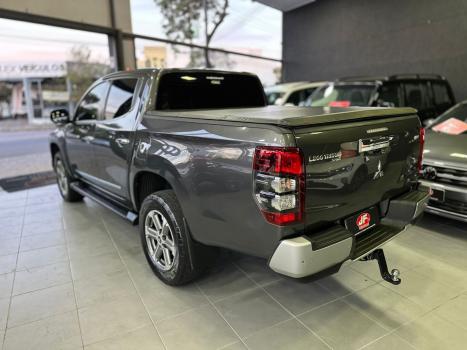 MITSUBISHI L 200 Triton 2.4 16V SPORT HPE 4X4 CABINE DUPLA TURBO DIESEL AUTOM�TICO, Foto 6