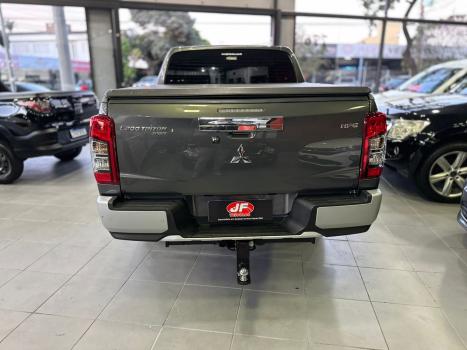 MITSUBISHI L 200 Triton 2.4 16V SPORT HPE 4X4 CABINE DUPLA TURBO DIESEL AUTOM�TICO, Foto 7
