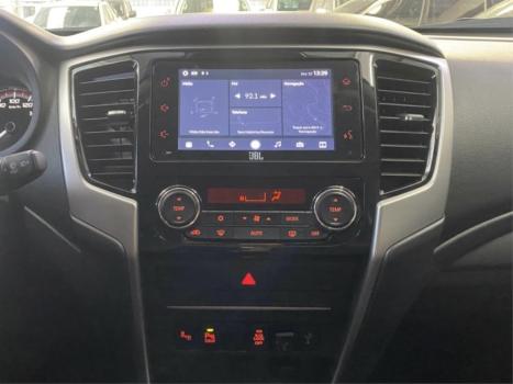 MITSUBISHI L 200 Triton 2.4 16V SPORT HPE 4X4 CABINE DUPLA TURBO DIESEL AUTOM�TICO, Foto 13
