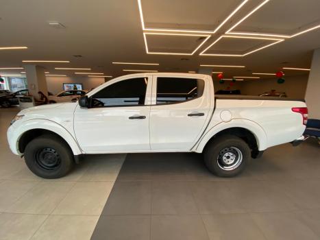 MITSUBISHI L 200 Triton 2.4 16V SPORT GLS CABINE DUPLA TURBO DIESEL, Foto 4