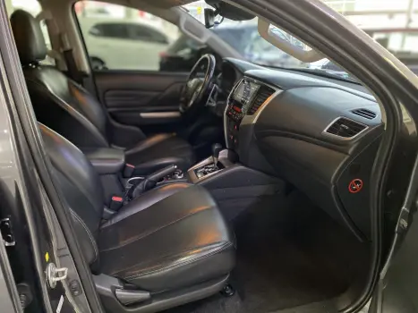 MITSUBISHI L 200 Triton , Foto 13