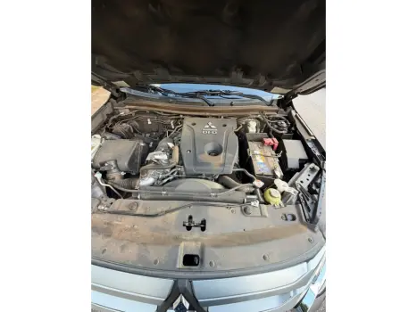 MITSUBISHI L 200 Triton , Foto 10