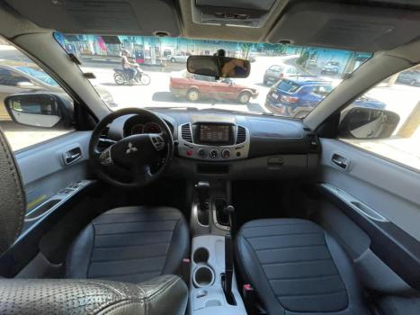 MITSUBISHI L 200 Triton 3.2 16V HPE 4X4 CABINE DUPLA TURBO DIESEL INTERCOOLER AUTOM�TICO, Foto 7