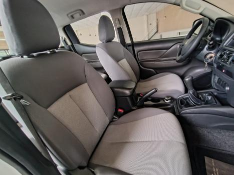 MITSUBISHI L 200 Triton 2.4 16V SPORT GL CABINE DUPLA TURBO DIESEL, Foto 8