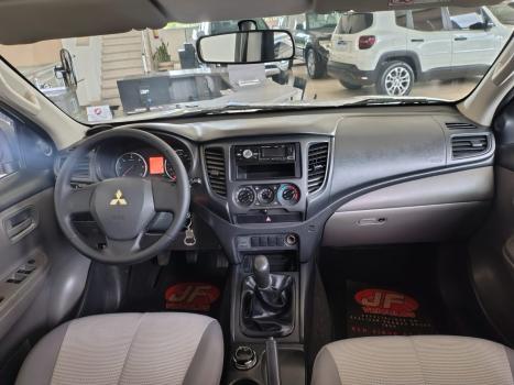 MITSUBISHI L 200 Triton 2.4 16V SPORT GL CABINE DUPLA TURBO DIESEL, Foto 7