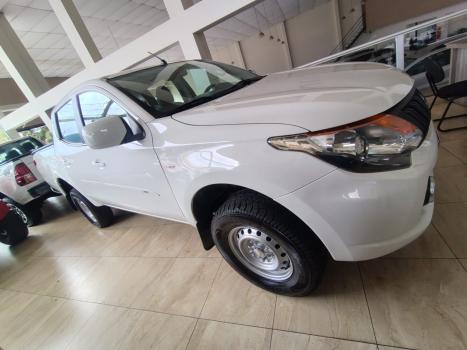 MITSUBISHI L 200 Triton 2.4 16V SPORT GL CABINE DUPLA TURBO DIESEL, Foto 3