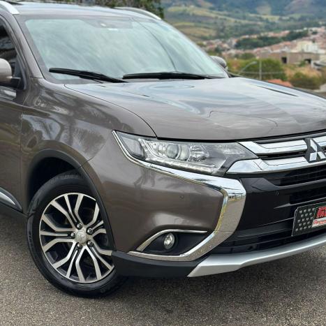 MITSUBISHI Outlander 2.0 16V 4P AUTOMTICO, Foto 4