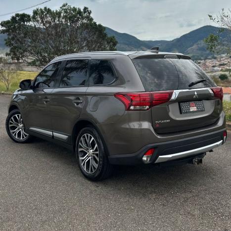 MITSUBISHI Outlander 2.0 16V 4P AUTOMTICO, Foto 8