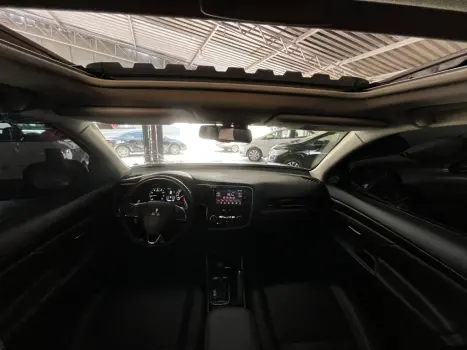 MITSUBISHI Outlander 2.0 16V 4P AUTOM�TICO, Foto 9