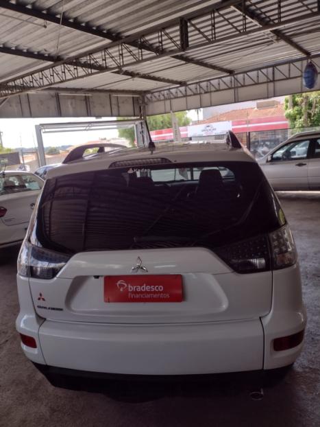 MITSUBISHI Outlander 2.0 16V 4P AUTOM�TICO, Foto 4