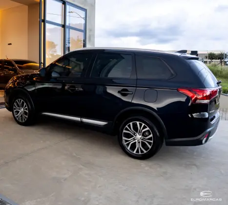 MITSUBISHI Outlander 2.0 16V 4P AUTOM�TICO, Foto 5