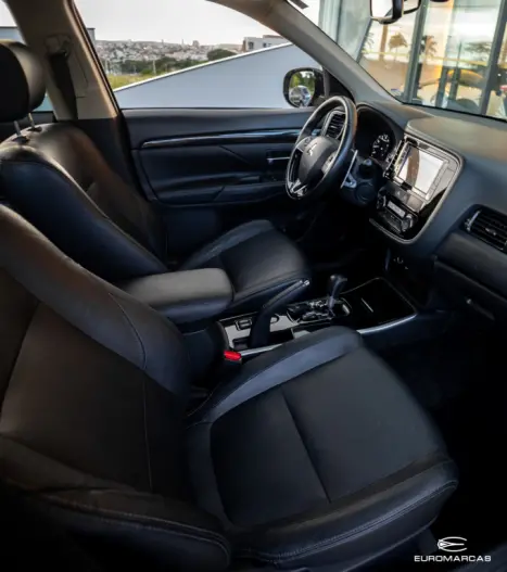 MITSUBISHI Outlander 2.0 16V 4P AUTOM�TICO, Foto 10