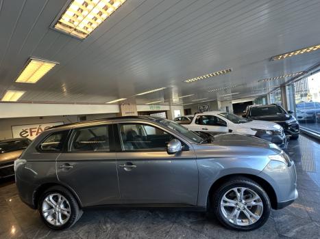 MITSUBISHI Outlander 2.0 16V 4P AUTOM�TICO, Foto 2