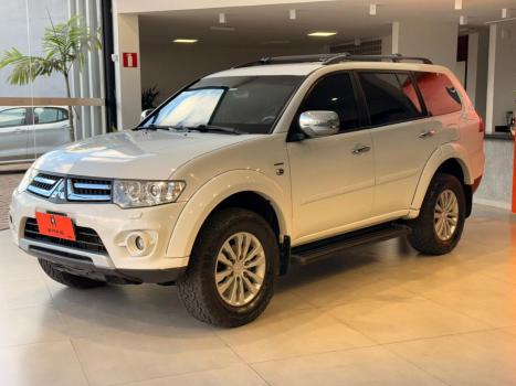 MITSUBISHI Pajero 3.5 V6 24V 4P FLEX HPE 4X4 AUTOM�TICO, Foto 4