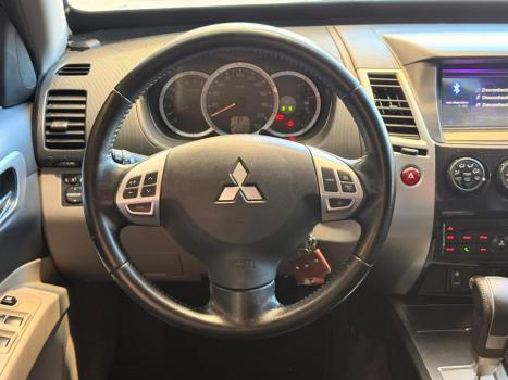 MITSUBISHI Pajero 3.5 V6 24V 4P FLEX HPE 4X4 AUTOM�TICO, Foto 15